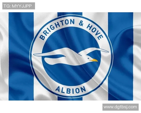 球迷狂欢球星卡拆卡大揭秘 足球卡点燃收藏热潮 开箱揭晓惊喜时刻